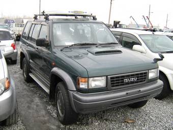 1996 Isuzu Bighorn Pictures