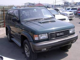 1996 Isuzu Bighorn Photos