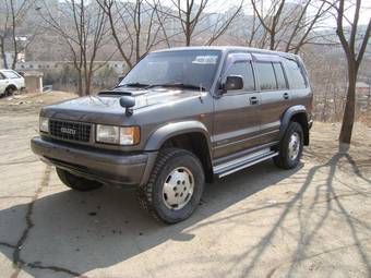 1996 Isuzu Bighorn Photos