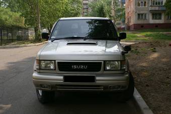 1996 Isuzu Bighorn Pictures