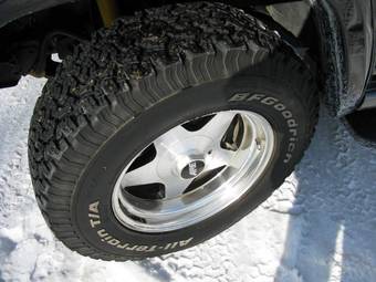 1996 Isuzu Bighorn Photos