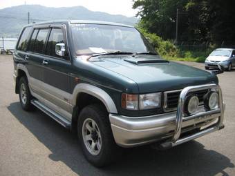 1996 Isuzu Bighorn Photos