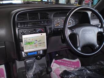 1996 Isuzu Bighorn Pictures
