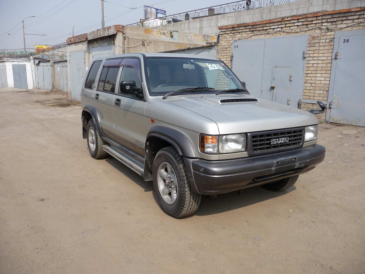1996 Isuzu Bighorn