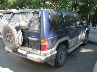 1996 Isuzu Bighorn Photos