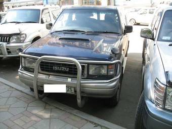1996 Isuzu Bighorn Pictures