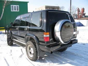 1996 Isuzu Bighorn Photos