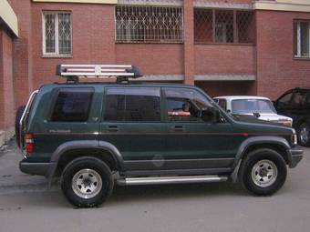 1996 Isuzu Bighorn Pictures