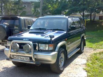 1996 Isuzu Bighorn Pictures