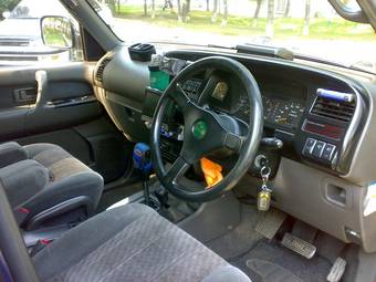 1996 Isuzu Bighorn Pics