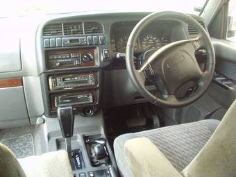 1996 Isuzu Bighorn Photos