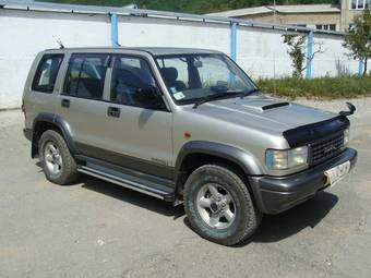 1996 Isuzu Bighorn Pictures