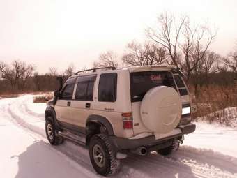 1997 Isuzu Bighorn Wallpapers