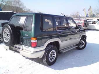 1997 Isuzu Bighorn Photos