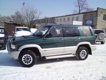 1997 Isuzu Bighorn Pictures