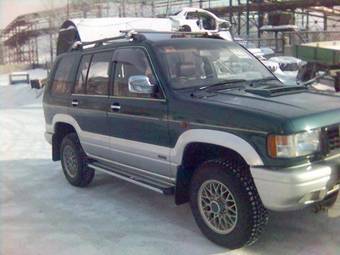 1997 Isuzu Bighorn Photos