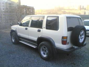 1997 Isuzu Bighorn Photos