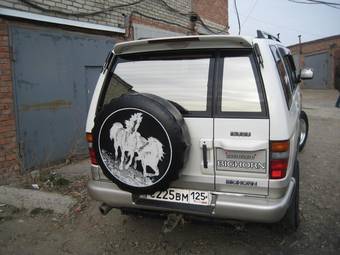 1997 Isuzu Bighorn Pictures