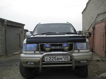 1997 Isuzu Bighorn Pictures