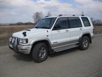 1997 Isuzu Bighorn Pictures