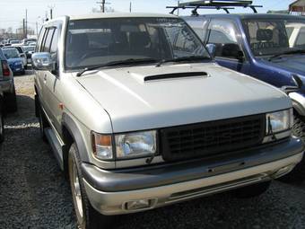 1997 Isuzu Bighorn Photos