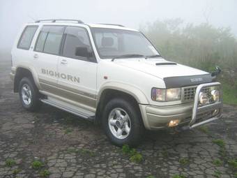 1997 Isuzu Bighorn Photos