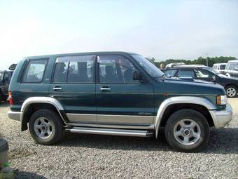 1997 Isuzu Bighorn Photos