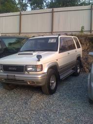 1997 Isuzu Bighorn Pictures