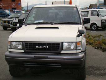 1997 Isuzu Bighorn Photos