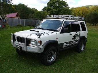 1997 Isuzu Bighorn Photos