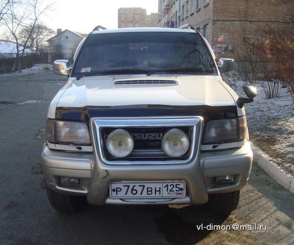 1998 Isuzu Bighorn
