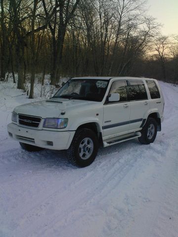 1998 Isuzu Bighorn