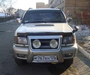 1998 Isuzu Bighorn Photos