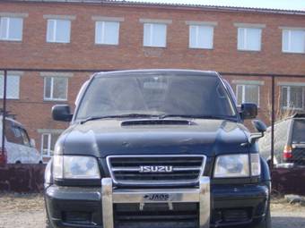 1998 Isuzu Bighorn Photos