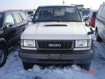 1998 Isuzu Bighorn Pictures