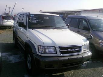 1998 Isuzu Bighorn Photos