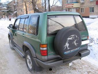1998 Isuzu Bighorn Photos