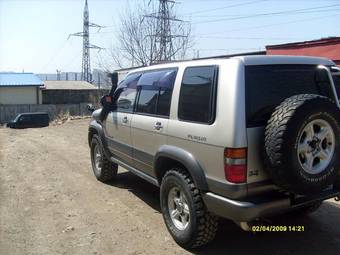1998 Isuzu Bighorn Pictures