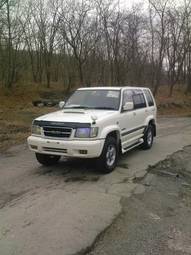 1998 Isuzu Bighorn Images