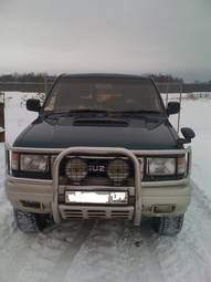 1998 Isuzu Bighorn Pictures