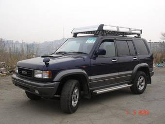 1998 Isuzu Bighorn Photos