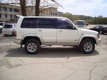 1998 Isuzu Bighorn Pictures