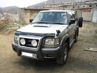 1998 Isuzu Bighorn Pictures