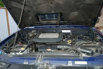 1998 Isuzu Bighorn Photos