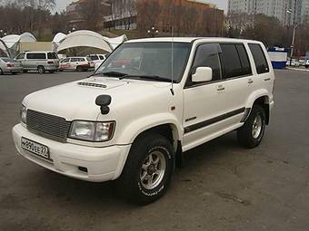 1998 Isuzu Bighorn Pictures