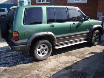 1998 Isuzu Bighorn Photos