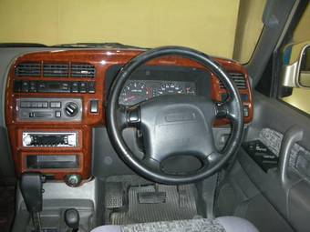 1998 Isuzu Bighorn Photos