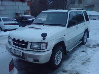 Isuzu bighorn 1998
