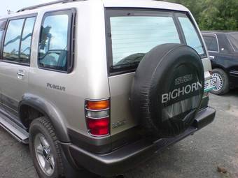 1998 Isuzu Bighorn Photos