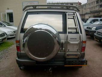 1998 Isuzu Bighorn Photos